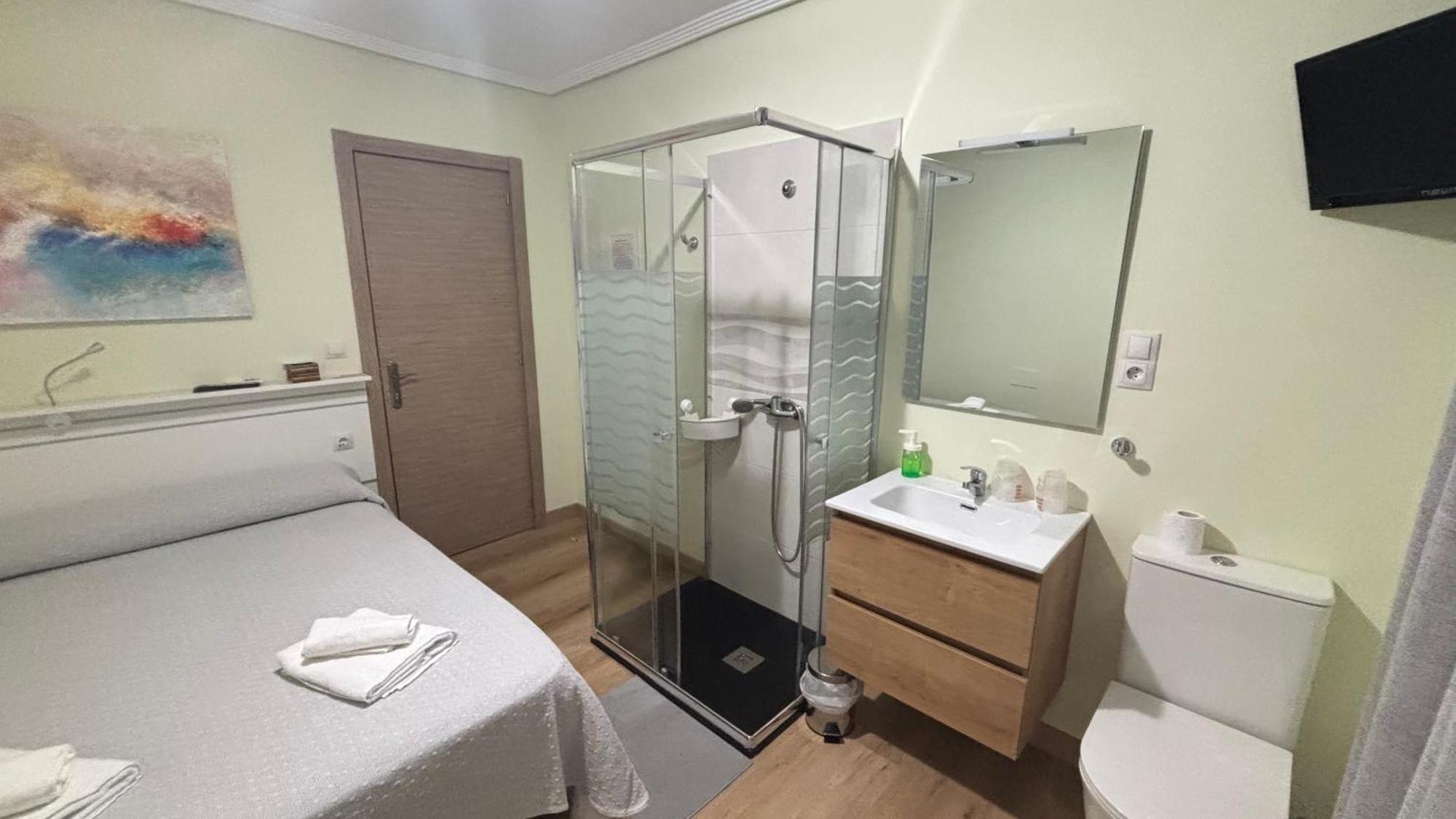Rural El Bosque Guest House Entrambasaguas  Room photo